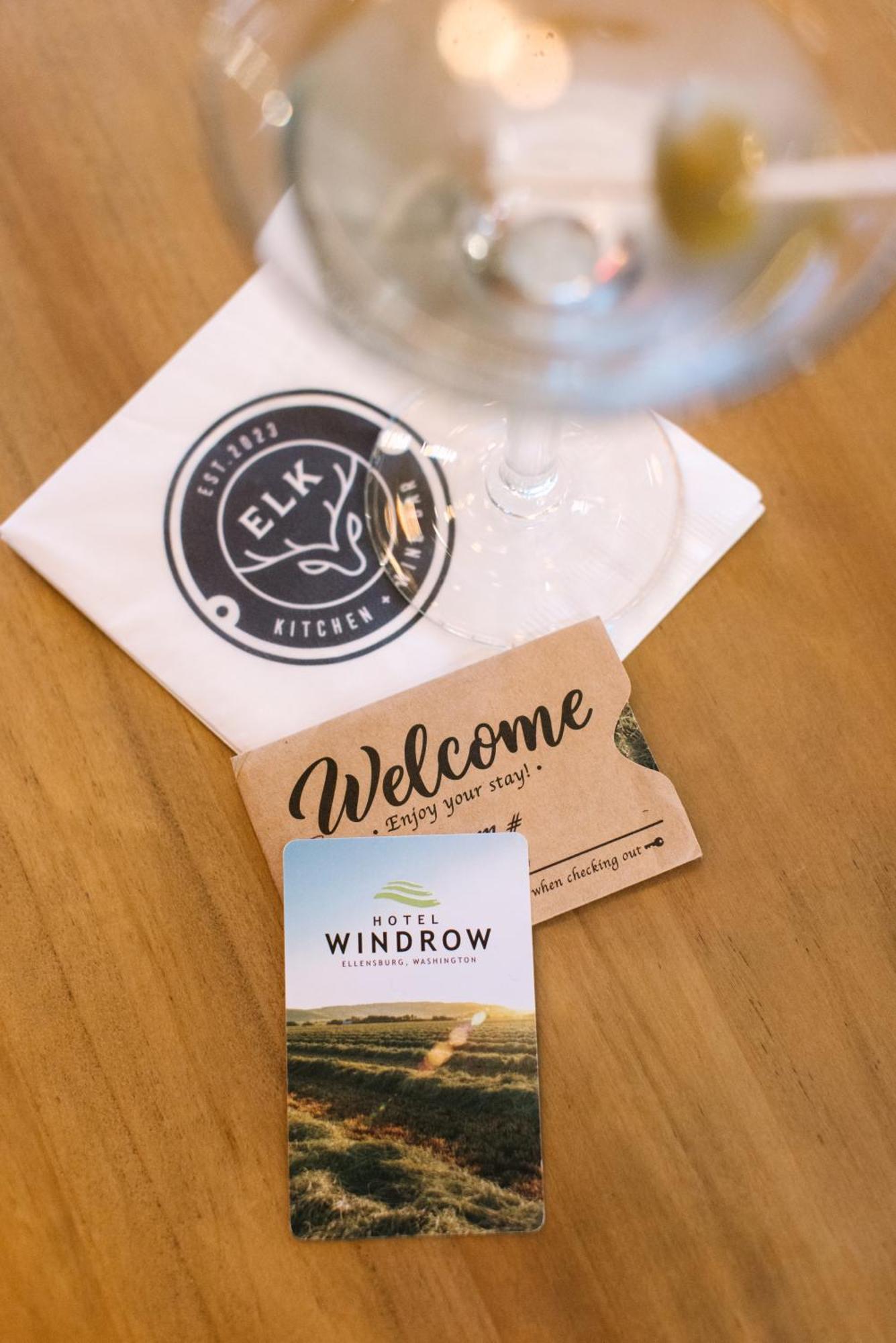 Hotel Windrow Downtown エレンズバーグ エクステリア 写真
