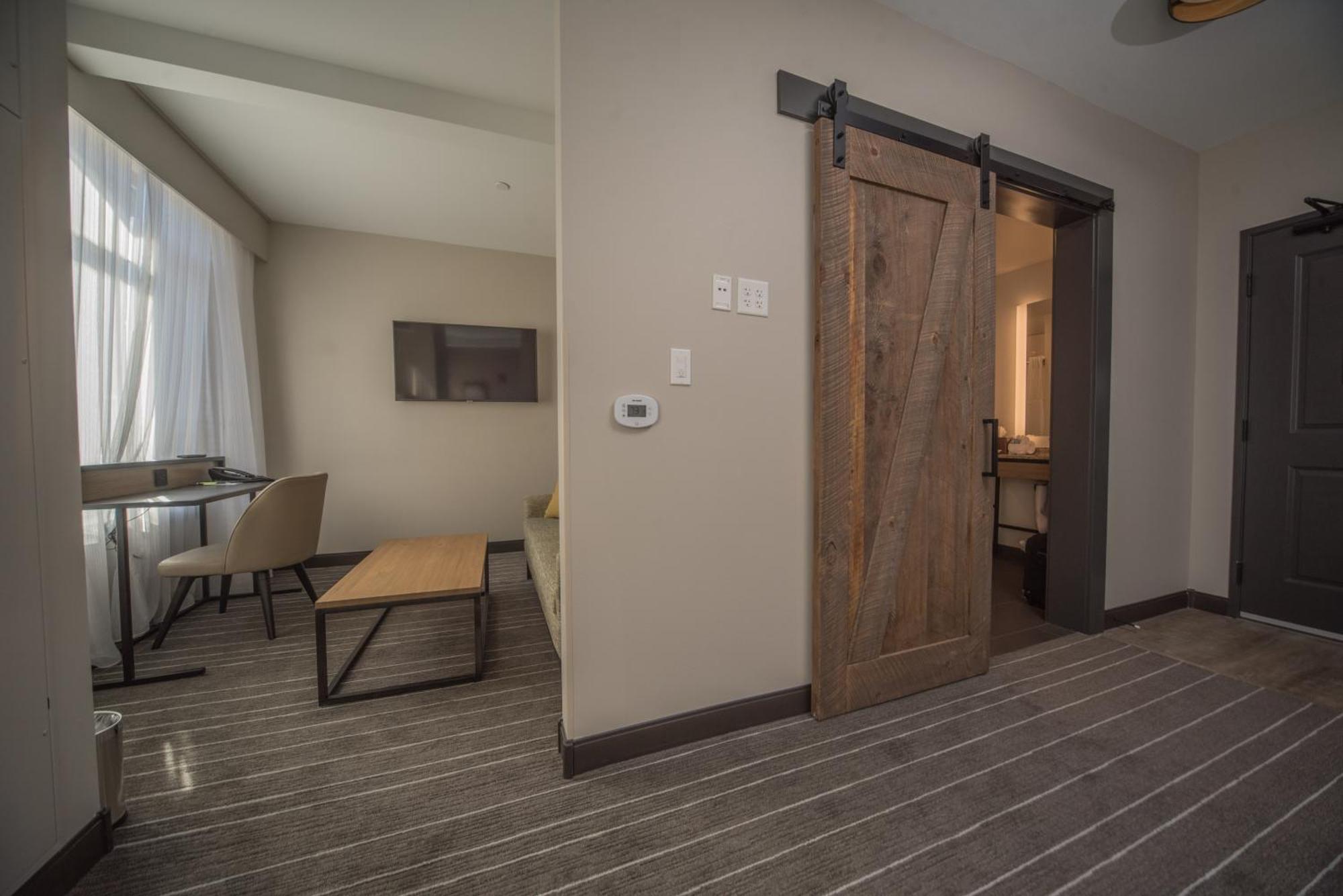 Hotel Windrow Downtown エレンズバーグ エクステリア 写真